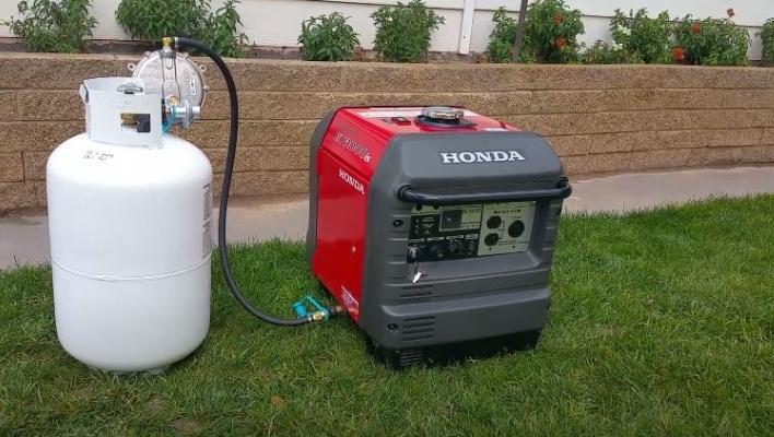 Honda EU3000IS generator